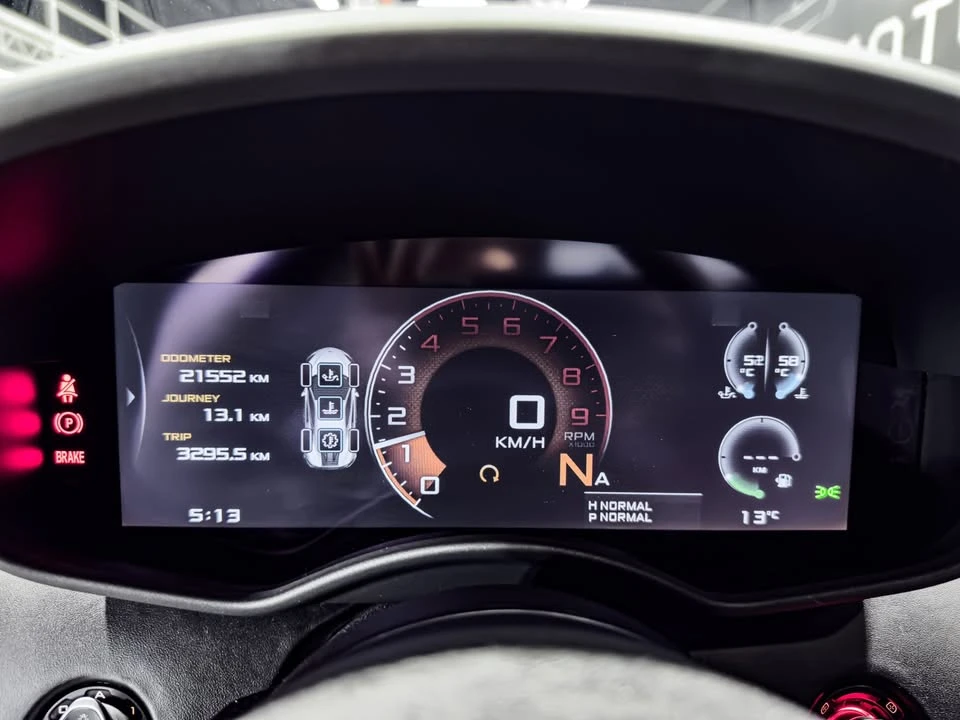 2017 McLaren 570S - Image 9 of 20