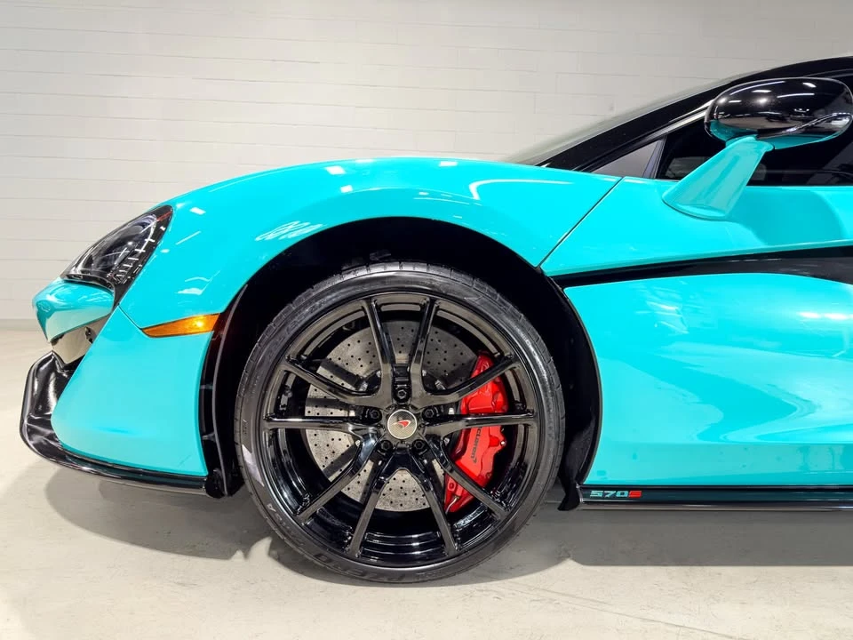 2017 McLaren 570S - Image 4 of 20