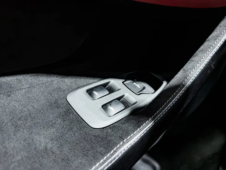 2017 McLaren 570S - Image 15 of 20