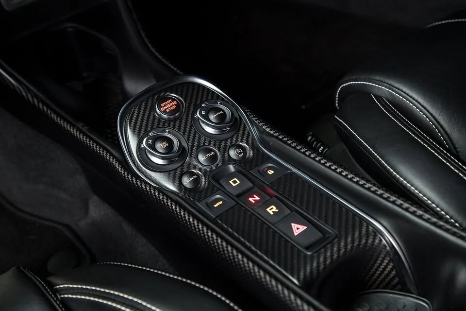 2017 McLaren 570S - Image 14 of 20