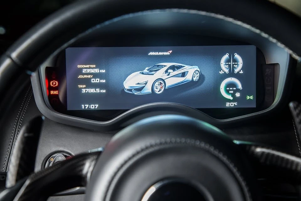 2017 McLaren 570S - Image 12 of 20