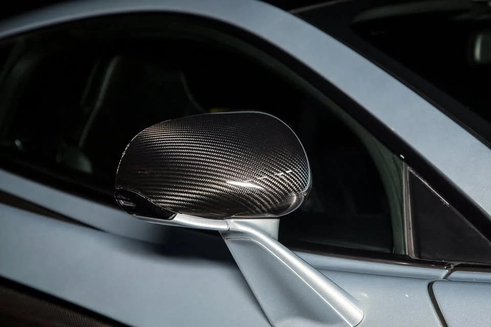 2017 McLaren 570S - Image 8 of 20