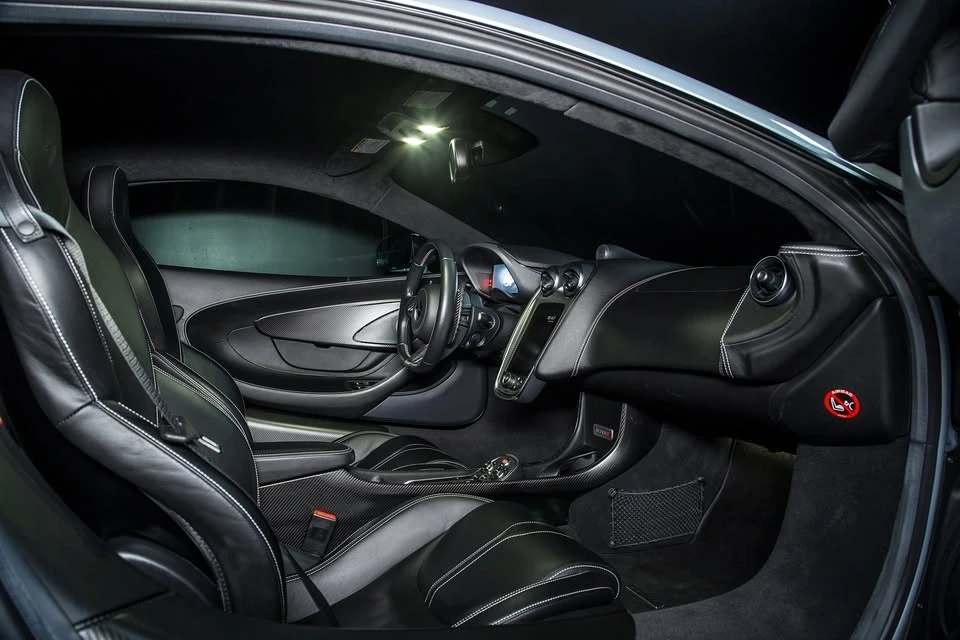 2017 McLaren 570S - Image 17 of 20
