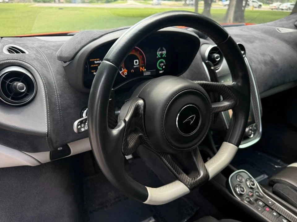 2017 McLaren 570S - Image 18 of 20
