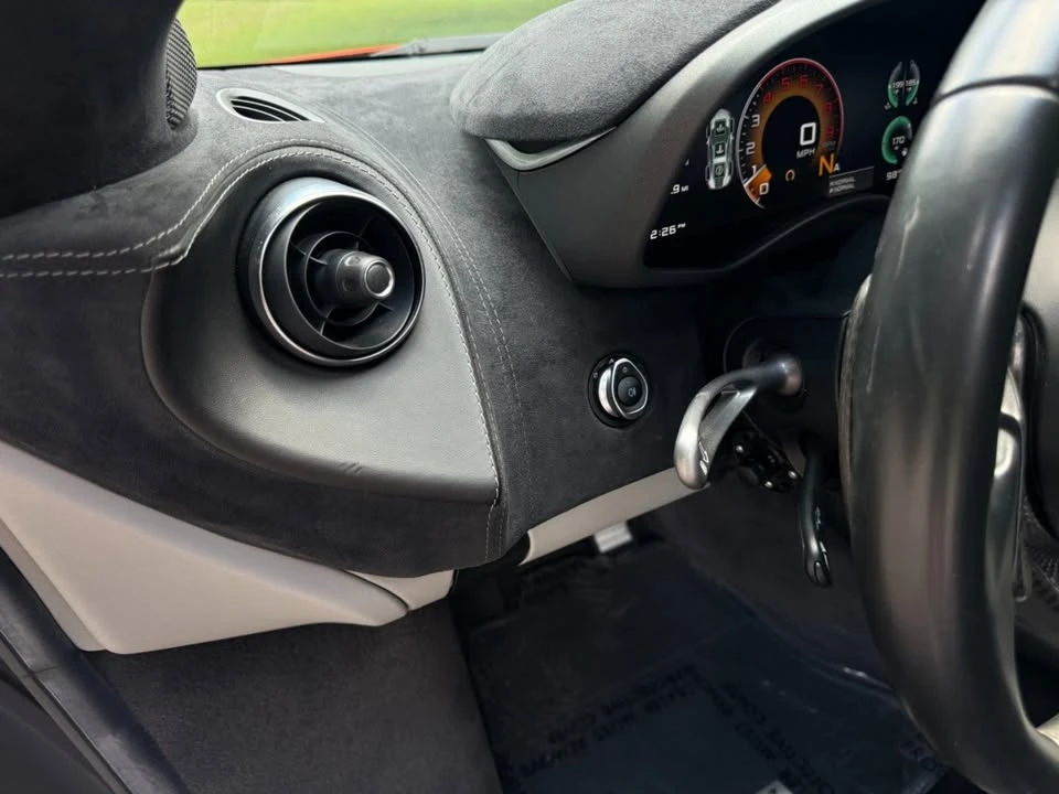 2017 McLaren 570S - Image 17 of 20