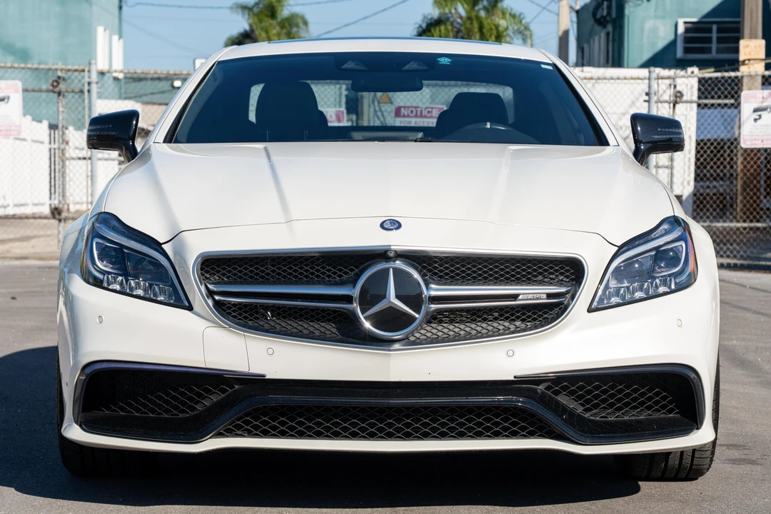 2017 Mercedes-Benz C218 CLS 63 AMG - Image 2 of 31