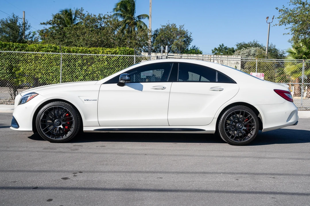 2017 Mercedes-Benz C218 CLS 63 AMG - Image 3 of 31