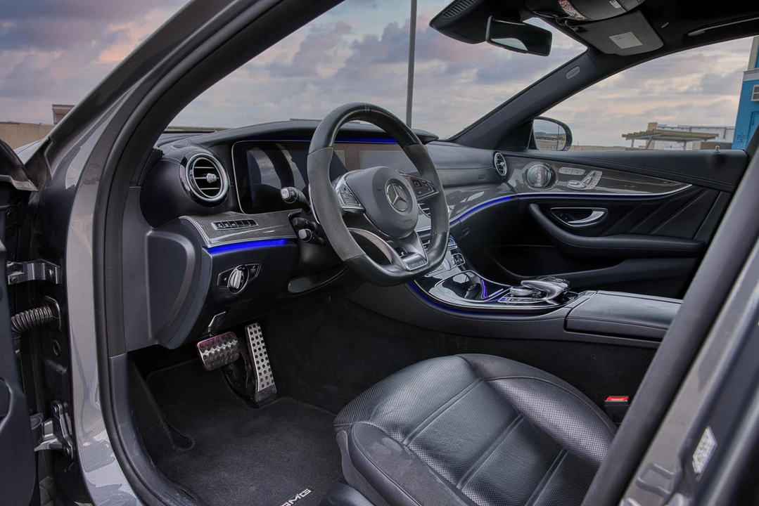 2017 Mercedes-Benz W213 E 43 & E 53 AMG - Image 29 of 31