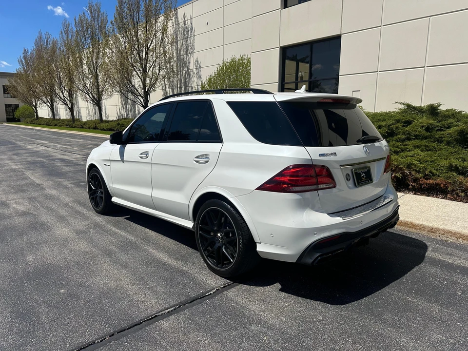 2017 Mercedes-Benz W166/C292 ML 63 & GLE 63 AMG - Image 8 of 31