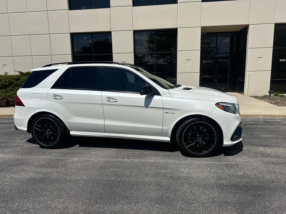 2017 Mercedes-Benz W166/C292 ML 63 & GLE 63 AMG - Image 9 of 31
