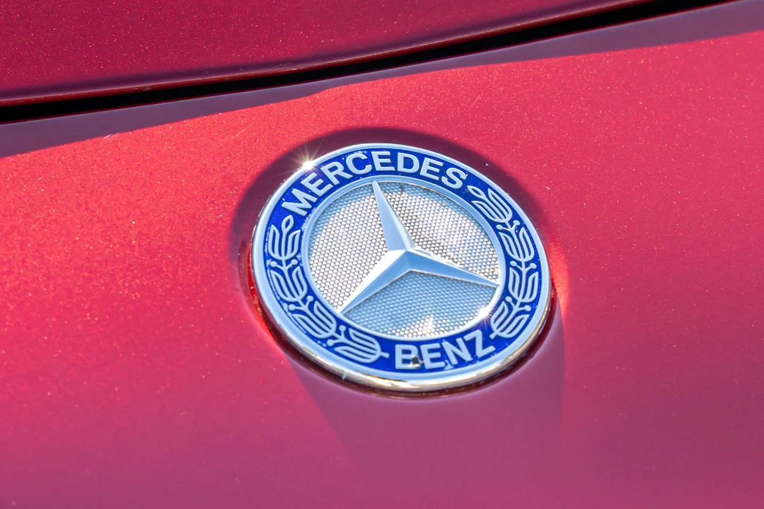 2017 Mercedes-Benz C190/R190 AMG GT - Image 13 of 31