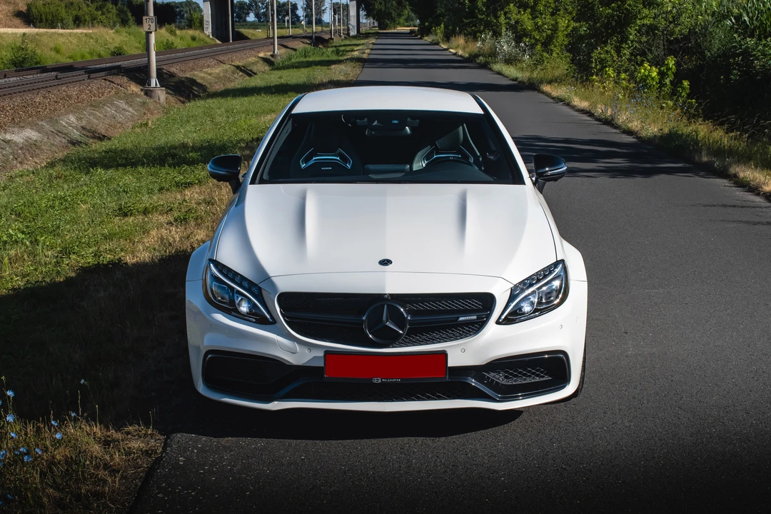 2016 Mercedes-Benz W205 C 63 AMG - Image 8 of 31