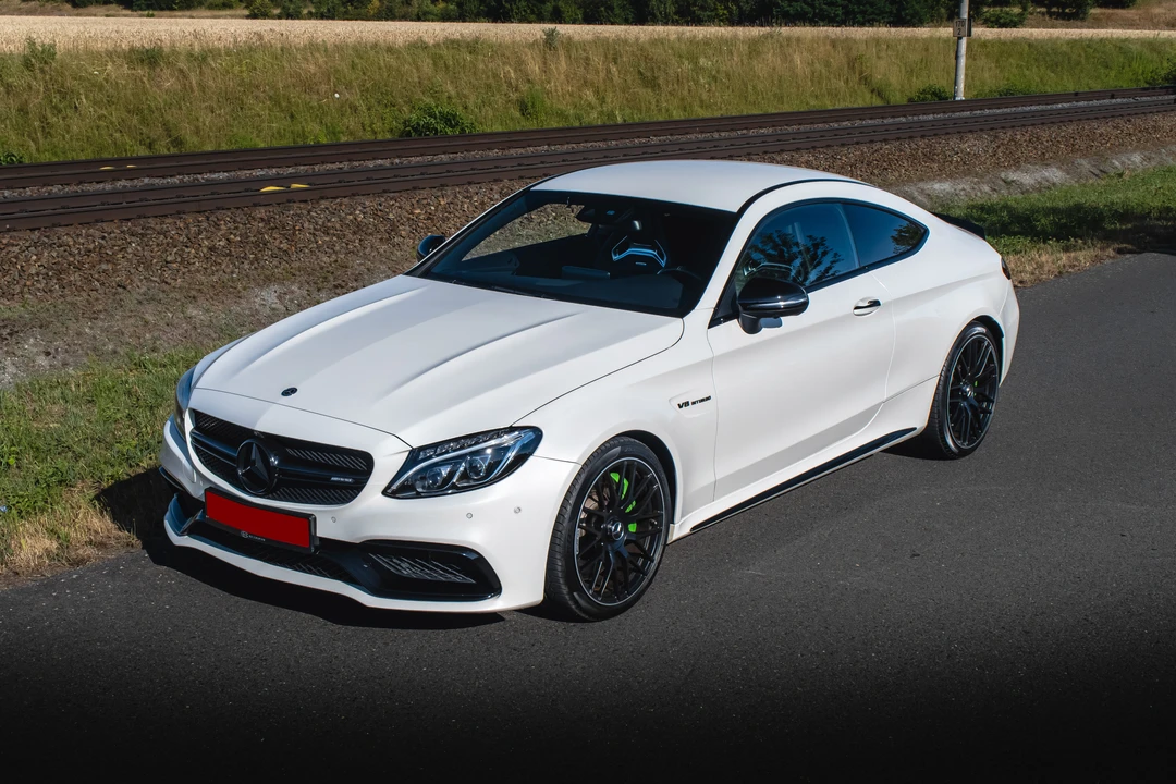 2016 Mercedes-Benz W205 C 63 AMG - Image 13 of 31