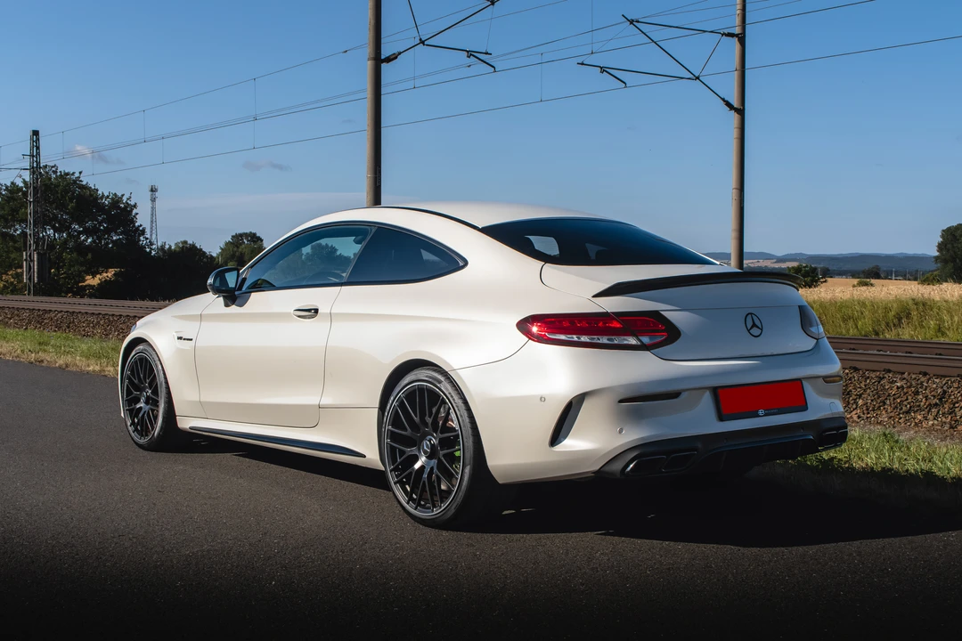 2016 Mercedes-Benz W205 C 63 AMG - Image 6 of 31