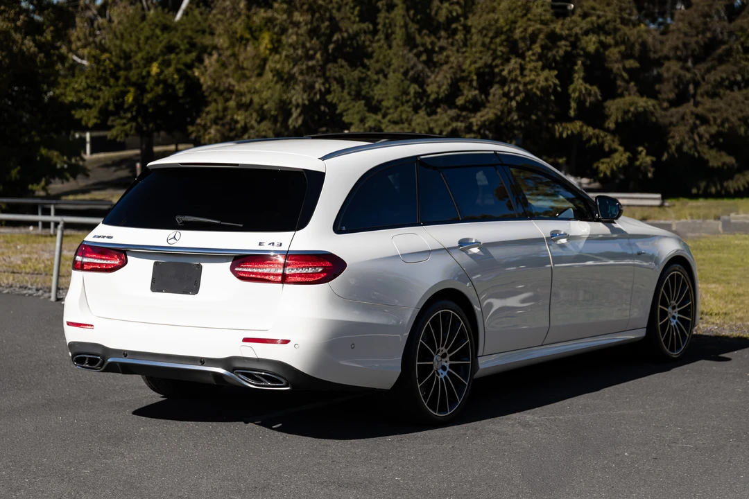 2017 Mercedes-Benz W213 E 43 & E 53 AMG - Image 23 of 31