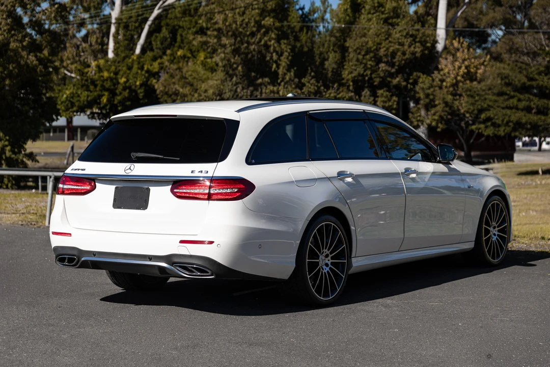 2017 Mercedes-Benz W213 E 43 & E 53 AMG - Image 15 of 31