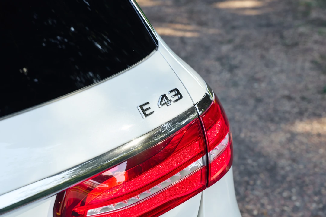 2017 Mercedes-Benz W213 E 43 & E 53 AMG - Image 17 of 31