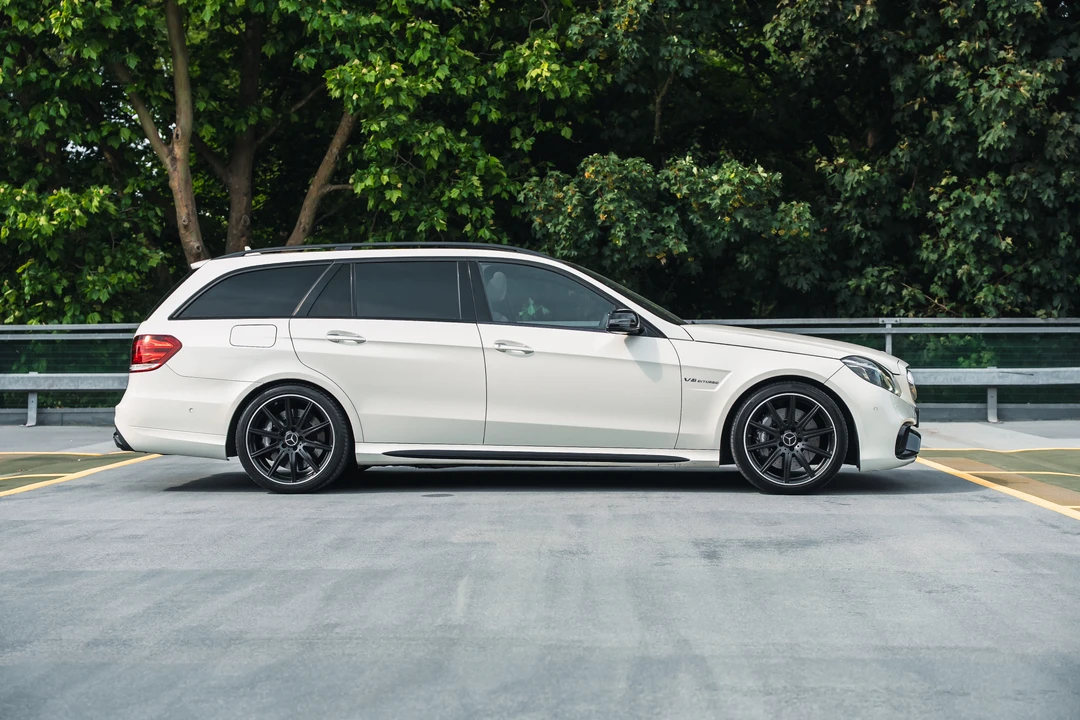 2017 Mercedes-Benz W213 E 63 AMG - Image 8 of 31