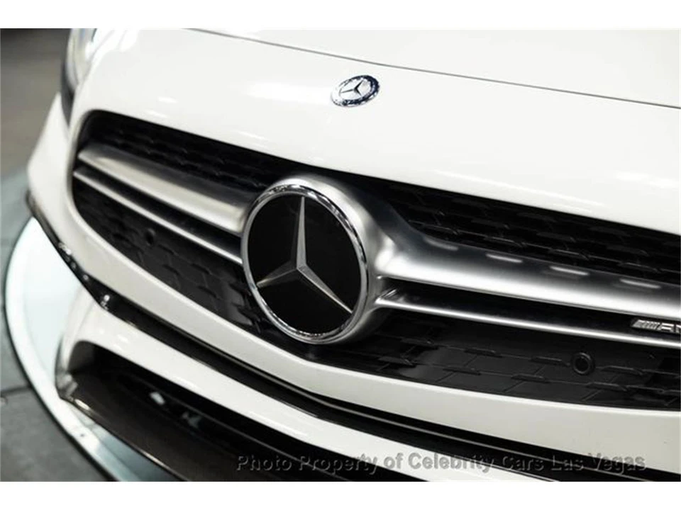 2017 Mercedes-Benz W113 SL-Class - Image 11 of 31