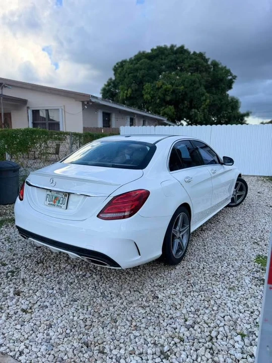2017 Mercedes-Benz E-Class - Image 3 of 16
