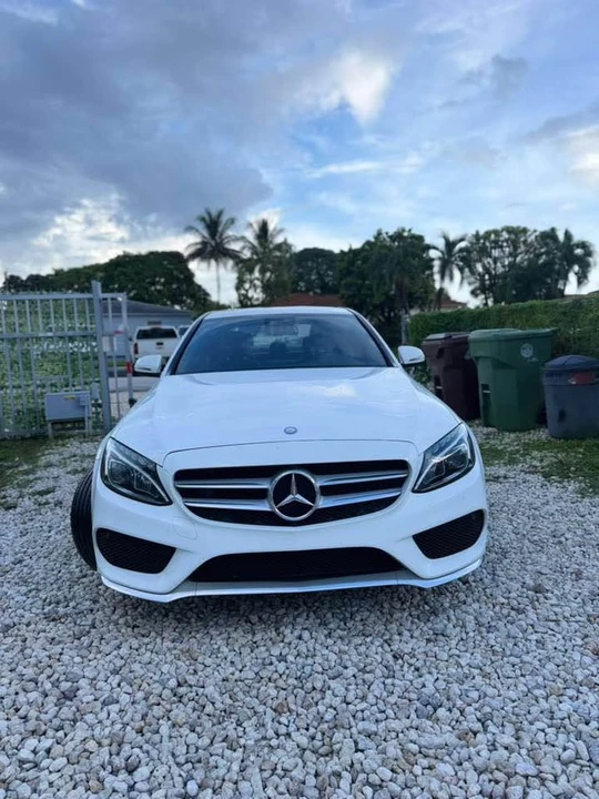 2017 Mercedes-Benz E-Class - Image 6 of 16