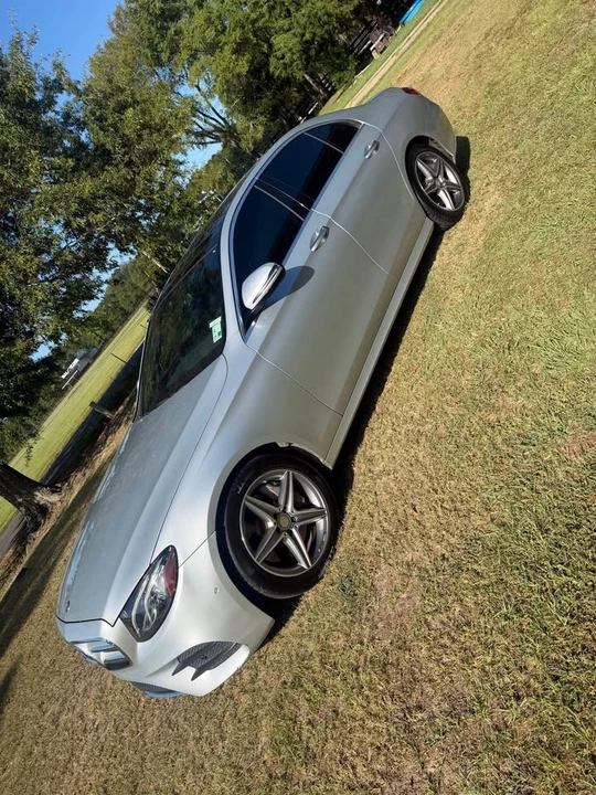 2017 Mercedes-Benz E-Class - Image 2 of 8