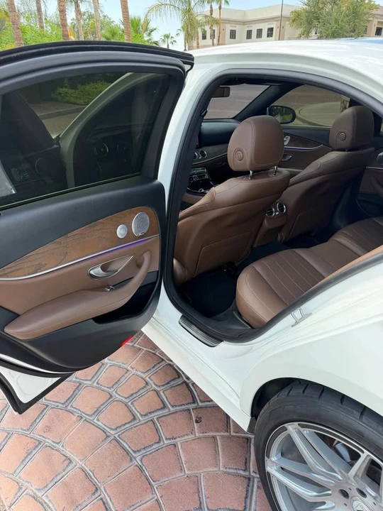 2017 Mercedes-Benz E-Class - Image 9 of 11