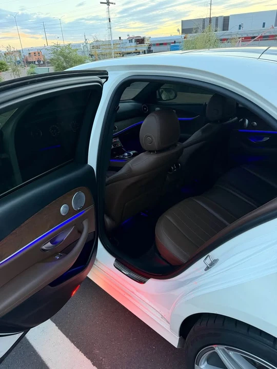 2017 Mercedes-Benz E-Class - Image 6 of 7