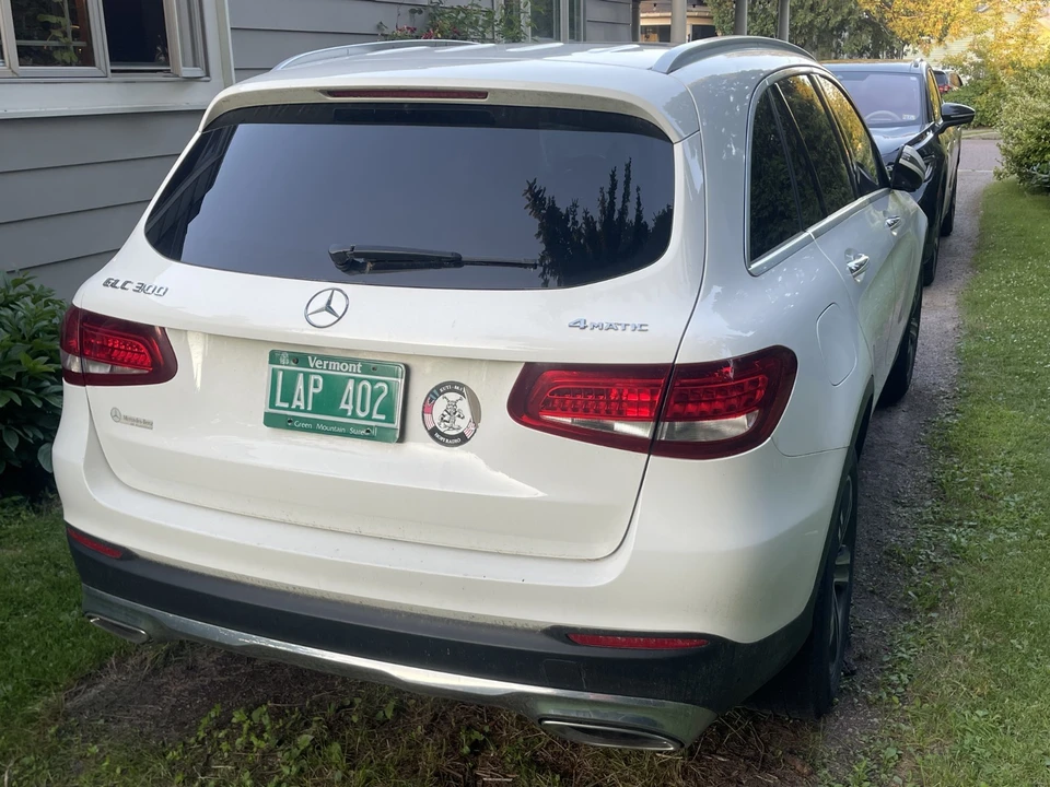 2017 Mercedes-Benz W213 E-Class - Image 2 of 2