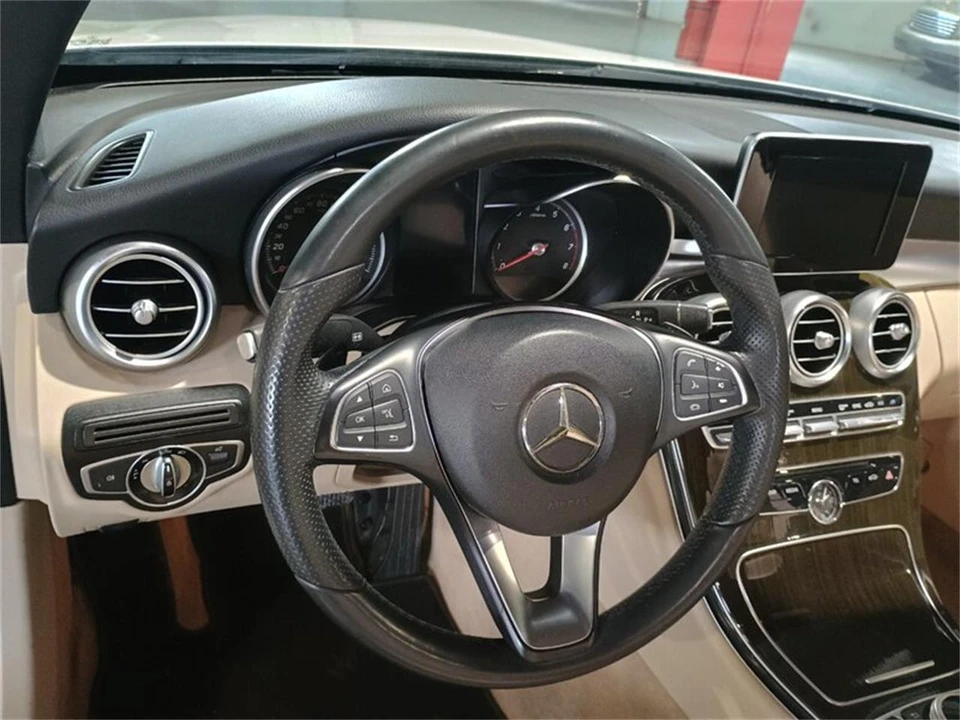 2017 Mercedes-Benz W120 & W121 - Image 16 of 31