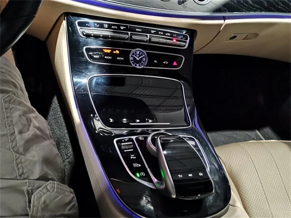 2017 Mercedes-Benz W120 & W121 - Image 27 of 31