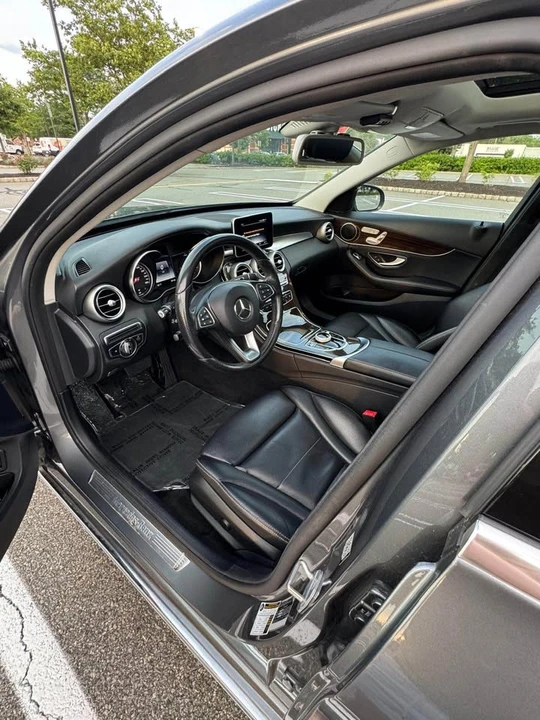 2017 Mercedes-Benz C207/A207 E-Class Coupe & Convertible - Image 5 of 10