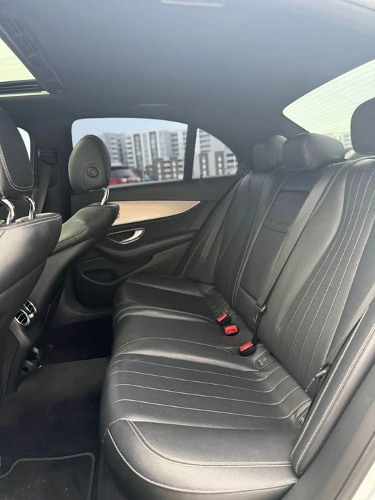 2017 Mercedes-Benz W213 E-Class - Image 11 of 17