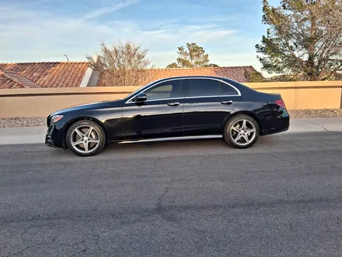 2017 Mercedes-Benz E 300 AMG Sport
