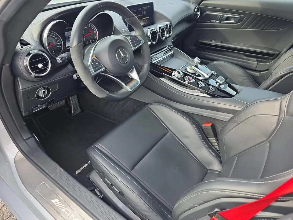2017 Mercedes-Benz AMG GT - Image 4 of 12