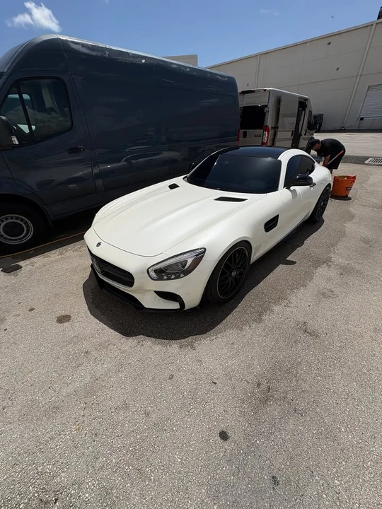 2017 Mercedes-Benz AMG GT - Image 5 of 5