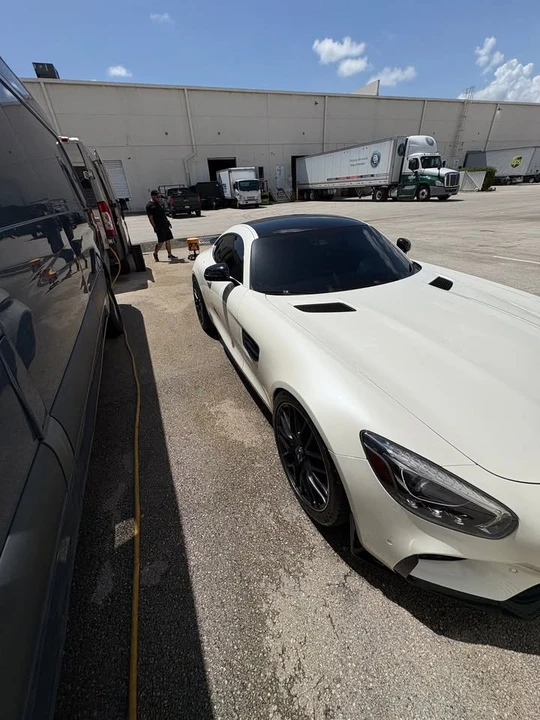 2017 Mercedes-Benz AMG GT - Image 4 of 5