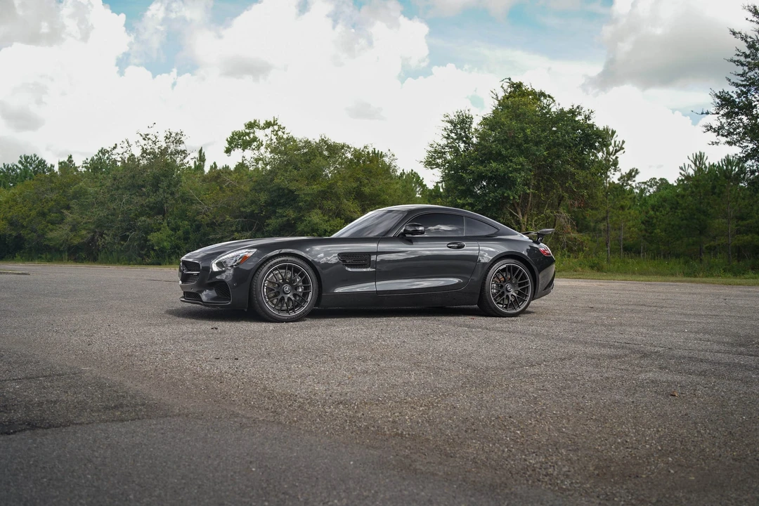 2017 Mercedes-Benz AMG GT - Image 4 of 31
