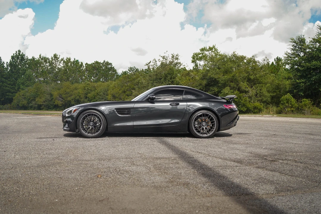 2017 Mercedes-Benz AMG GT - Image 5 of 31