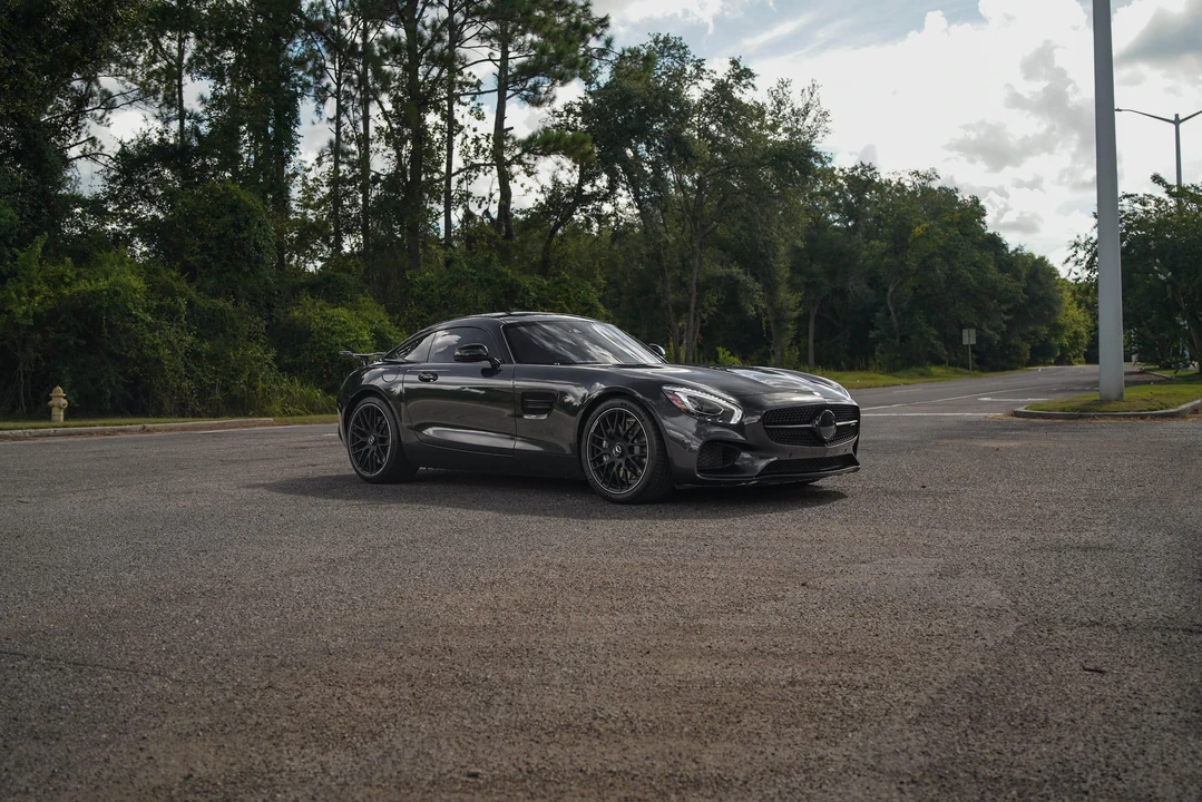 2017 Mercedes-Benz AMG GT - Image 14 of 31