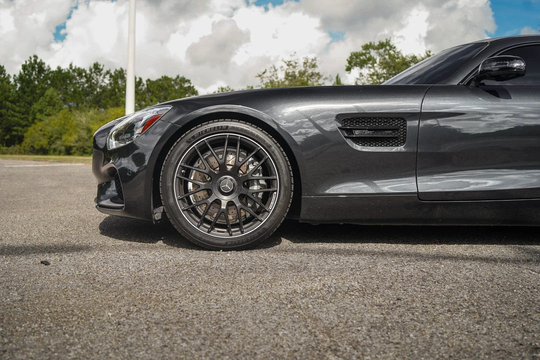 2017 Mercedes-Benz AMG GT - Image 18 of 31