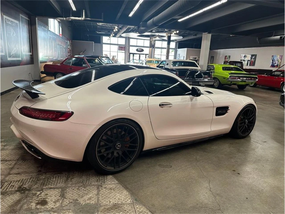 2017 Mercedes-Benz AMG GT - Image 13 of 31