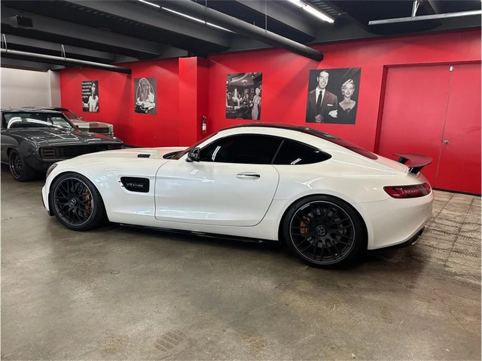 2017 Mercedes-Benz AMG GT - Image 25 of 31