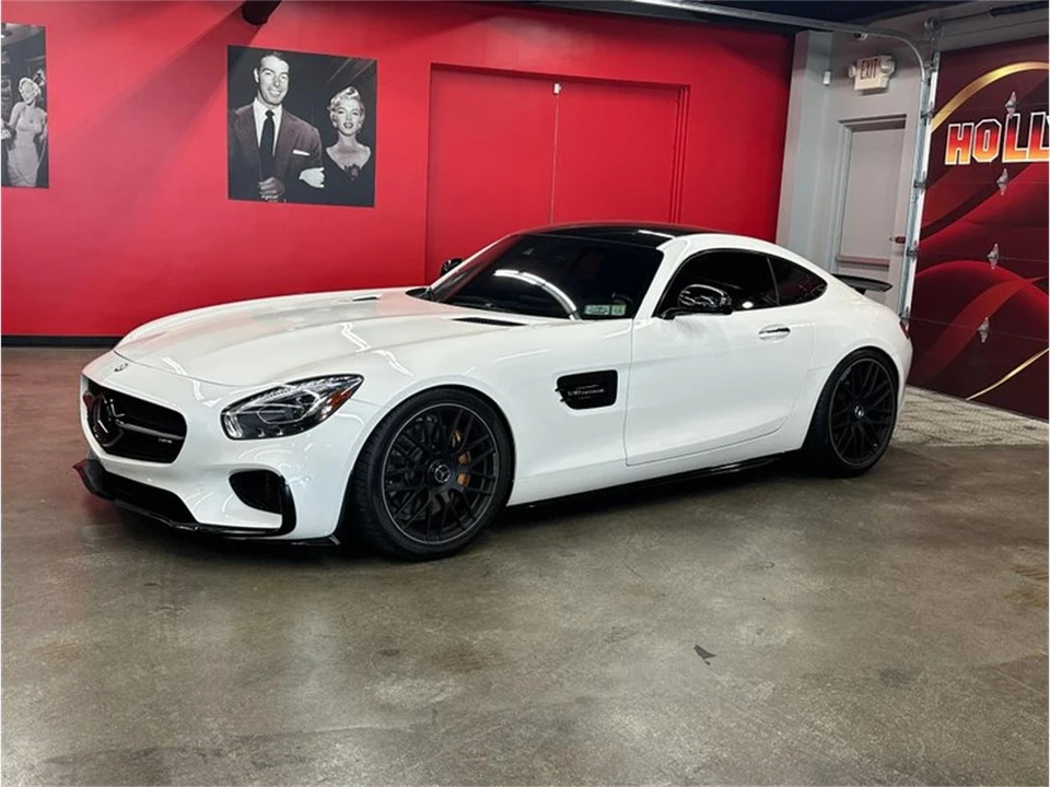 2017 Mercedes-Benz AMG GT - Image 2 of 31