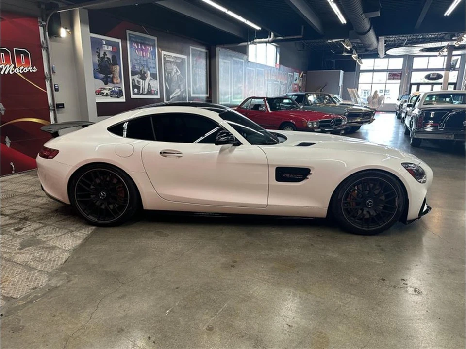 2017 Mercedes-Benz AMG GT - Image 14 of 31