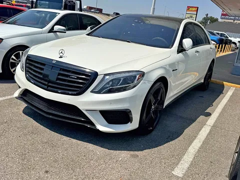 2017 Mercedes-Benz AMG S 63
