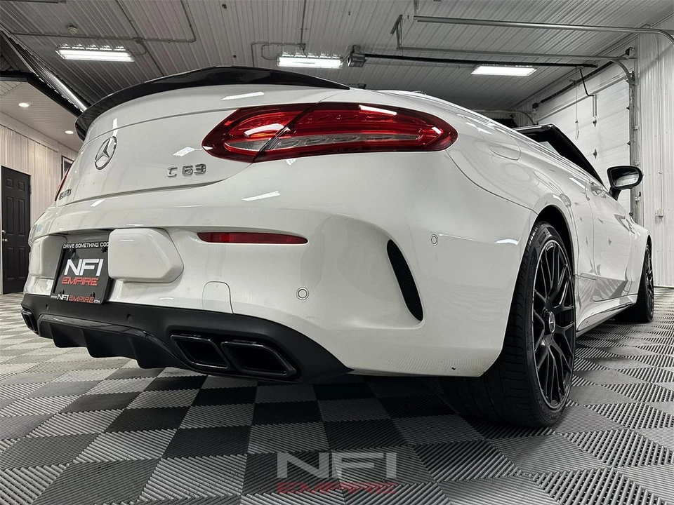 2017 Mercedes-Benz AMG GT - Image 28 of 31