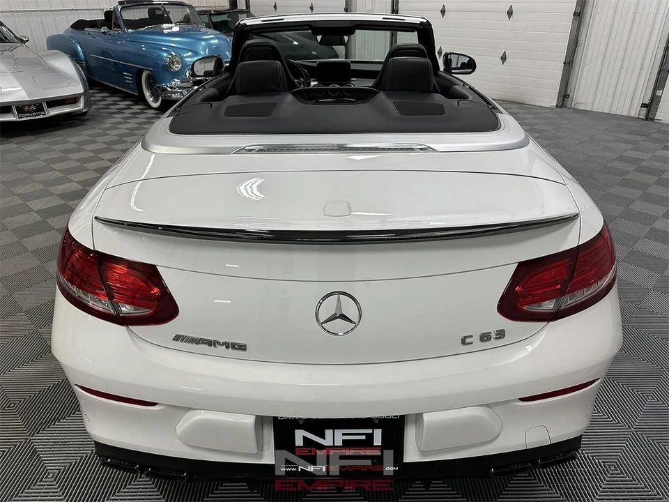 2017 Mercedes-Benz AMG GT - Image 16 of 31