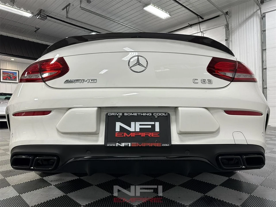 2017 Mercedes-Benz AMG GT - Image 29 of 31