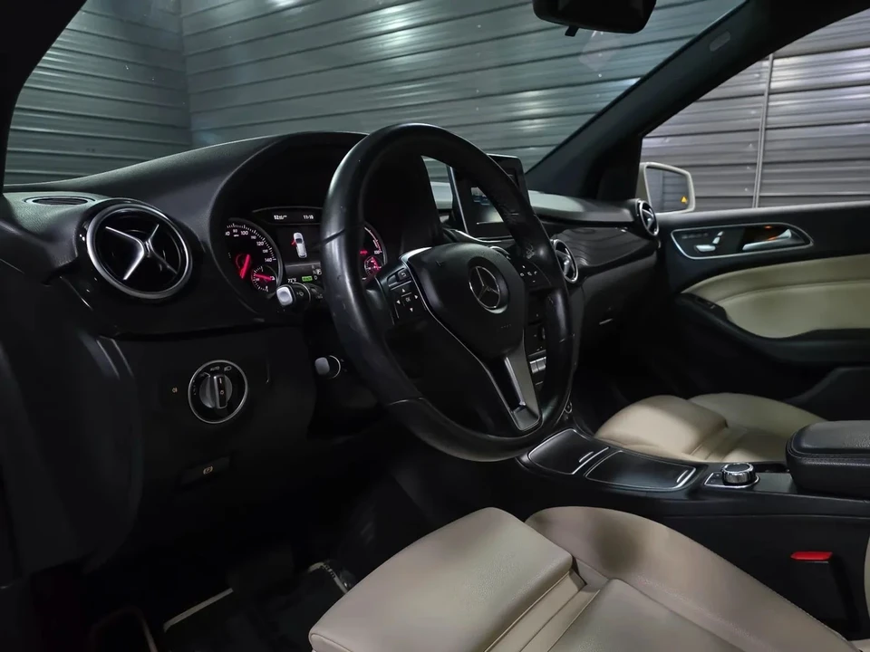 2017 Mercedes-Benz W246 B-Class - Image 10 of 12